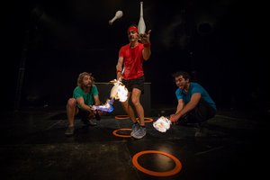 Tarp naujojo cirko artistų – ir kūrybingi žongliravimo chuliganai