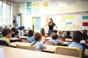 Nauji metai – su bėdomis: auga vaikų agresija prieš mokytojus