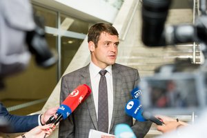 R. Žemaitaitis kirto iš peties: džiaugiuosi, kad nebereikia masažuoti kolegų pensininkų