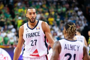 Prancūzijos spauda krepšinio rinktinės pergalę vadina istorine ir didinga