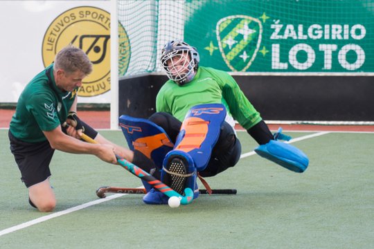 Tarptautinį žolės riedulio turnyrą Vilniuje laimėjo svečiai iš Latvijos sostinės