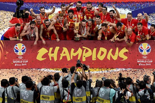  Ispanija finale nugalėjo Argentiną ir pasidabino aukso medaliais.<br> AFP/Scanpix nuotr.