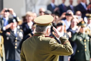 Šalies gynybai prireiks dar 30 milijonų, įvardijo ir naujausius pirkinius