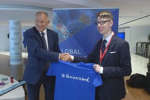 Nepaklusęs tėvų valiai paauglys tapo žvaigžde: dabar bijo dėl brolių ir seserų