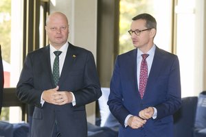 S. Skvernelis susitiko su Lenkijos premjeru: glaudi partnerystė su Lenkija – prioritetas
