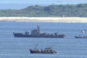 Japonijos jūroje įtariami brakonieriai iš Šiaurės Korėjos užpuolė Rusijos pasieniečius