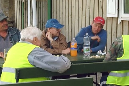 Naujos alkoholio draudimo spragos: sostinėje svaigalai prieinami visą parą