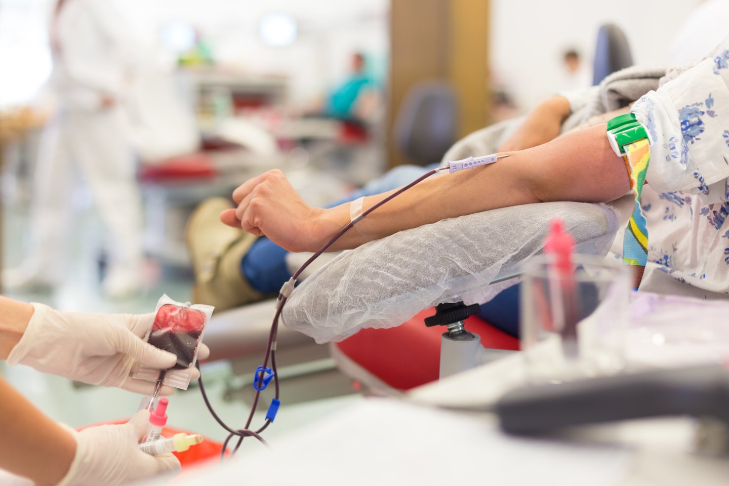 Kaulų čiulpų donorais gali tapti tik ne vyresni kaip 35 metų asmenys, vyresni taip pat raginami dovanoti kraujo.<br>123rf nuotr.