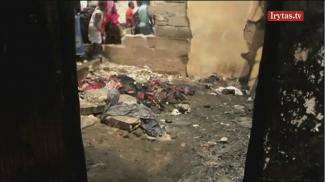 Per gaisrą mokykloje žuvo 27 vaikai