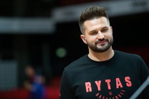 Milijonu aptrupėjęs biudžetas „Ryto“ ambicijų nesumažino: kaltino ir buvusius vadovus