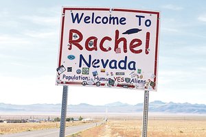 Neįvykęs slaptos bazės šturmas atgaivino pasaulio domėjimąsi nežemiškomis būtybėmis