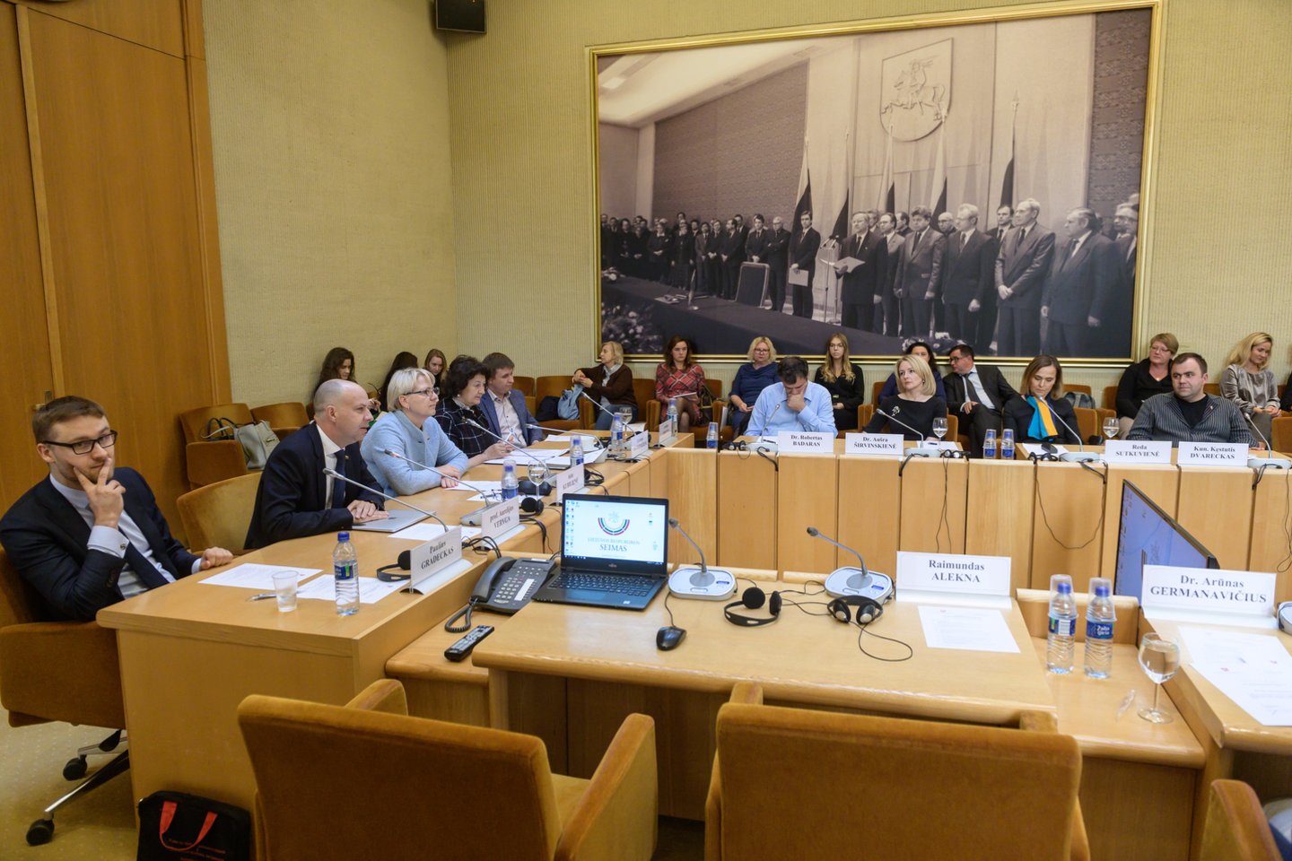 Konferencijos apie priklausomybės ligas Seime akimirkos.<br>V.Skaraičio nuotr.