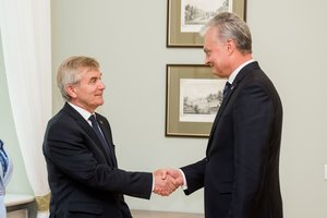 Reitinguose G. Nausėda ir S. Skvernelis – aukštyn, o R.Šimašius ir V. Pranckietis – skaudžiai žemyn