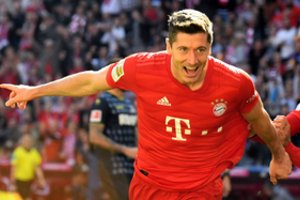 Vokietijoje - taiklūs pirmaujančių „Leipzig“ ir Miuncheno „Bayern“ klubų smūgiai