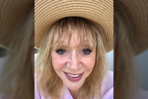 Pagaliau išsiaiškino, kokią pensiją gauna Ala Pugačiova