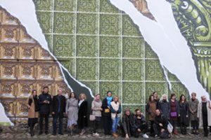 Klaipėdos senamiestyje portugalų nutapyta neofreska skleidžia senųjų koklių šilumą