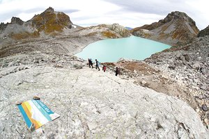 Simbolinės laidotuvės: atsisveikino su išnykusiu ledynu
