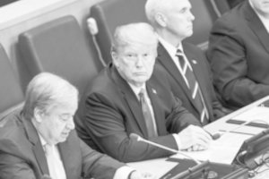 D. Trumpas skundžiasi, kad vis dar negavo Nobelio premijos