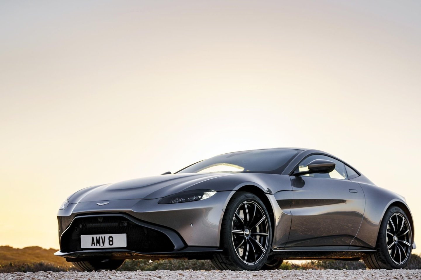  „Aston Martin Vantage“.<br> Gamintojo nuotr.