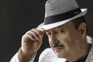 Solidų jubiliejų švenčiantis Simonas Donskovas: visas didybės manijas lengvai prasirgau