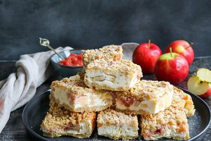 Trupininis varškės ir obuolių pyragas nepaliks abejingų