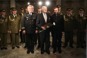 Valdas Adamkus sulaukė dar vieno apdovanojimo