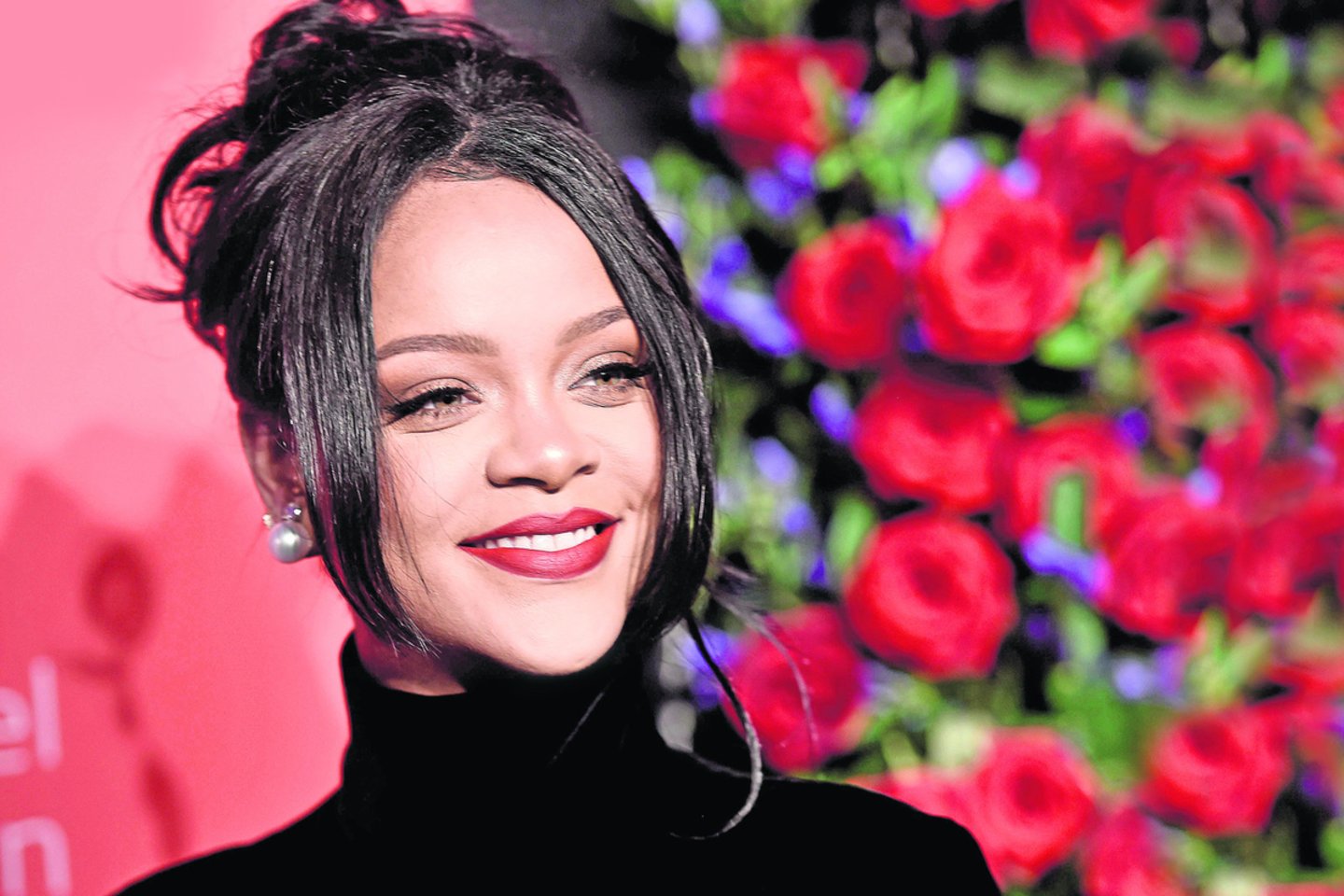 2016 m. Teigiama, kad po „Oskarų“ teikimo ceremonijos L.DiCaprio ir dainininkė Rihanna (31 m.) nėrė į vienos nakties meilės nuotykį.<br>AFP, „Reuters“ / „Scanpix“ nuotr.