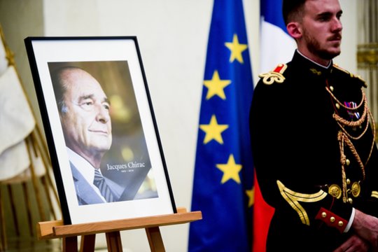 Vieša atsisveikinimo su J. Chiracu ceremonija įvyks sekmadienį Paryžiuje