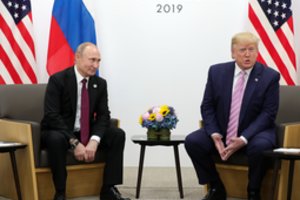 Rusija ragina JAV neskelbti D. Trumpo ir V. Putino pokalbių stenogramų