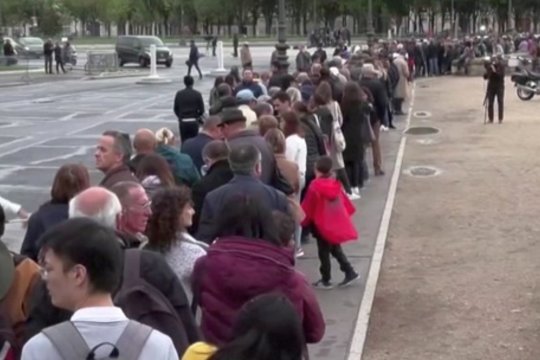 Prancūzai atsisveikino su buvusiu šalies prezidentu J. Chiracu