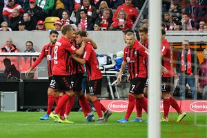 „Freiburg“ klubas po pergalės pakilo į trečiąją poziciją Vokietijos lygoje