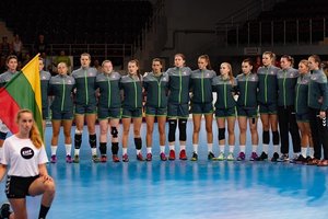 Atrankos turnyre Lietuvos rankininkė – pirma, sirgaliai – paskutiniai