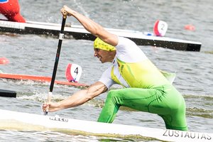 H. Žustauto patarimai pradinukams: „Verta būti moksliuku, sportuoti, burgerį iškeisti į vištienos kepsnį“