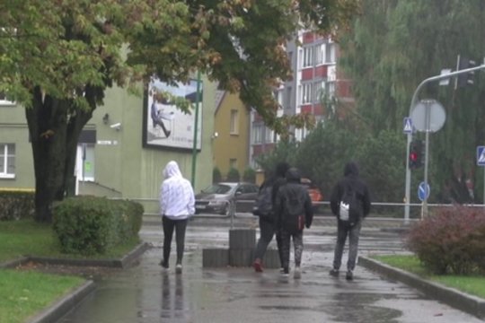  Nevaldoma situacija Klaipėdos mokykloje: paauglių gauja muša vaikus, grasina suaugusiems