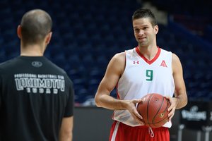 Lietumi Vilniuje pasitiktas M. Kalnietis įvertino „Ryto“ klubą ir būsimus pokyčius rinktinėje