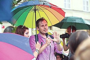 Nutraukė slėgusią tylą: kunigas prisipažino esąs homoseksualus