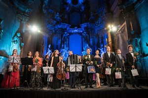 Muzikos meistrai ir jaunieji talentai susiburs scenoje kilniam tikslui