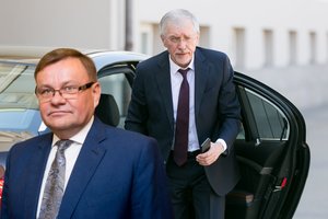 V. Gedvilas paliko G. Kirkilo partiją, viena iš versijų – negautas aukštas postas