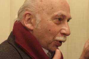 Mirė gruzinų kompozitorius Gija Kančelis, sukūręs muziką ir filmui „Kin-dza-dza!“