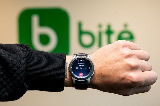 Lietuvoje startavo nauja technologija: „Bitė“ pristatė eSIM