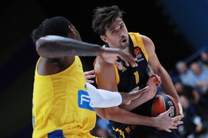 „Chimki“ atlaikė lemiamą „Maccabi“ šturmą ir šventė pirmąją pergalę Eurolygoje