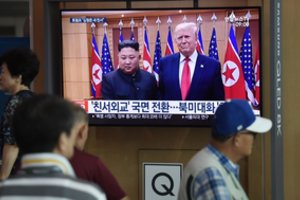 Prieš branduolines derybas Stokholme susitinka JAV ir Šiaurės Korėjos delegacijos