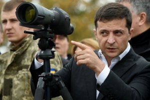 Bando numalšinti chaosą: V. Zelenskis sklaido būgštavimus dėl Donbaso ateities