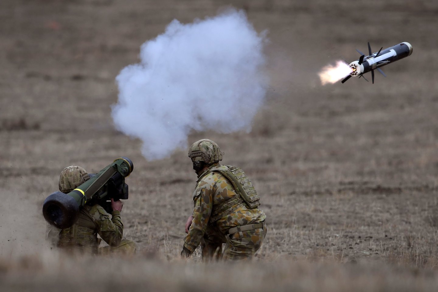  JAV valstybės departamentas ketvirtadienį patvirtino 150-ies prieštankinių raketų ir susijusios pagalbinės įrangos už 39,2 mln. dolerių pardavimą Ukrainai.<br>AFP/Scanpix nuotr.
