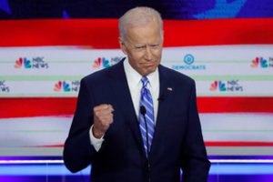 J. Bidenas surinko mažiau rinkimų kampanijos aukų už konkurentus