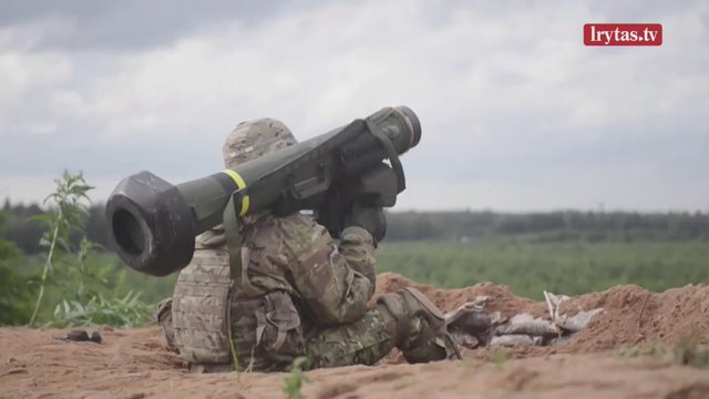 JAV parduoda karinę įrangą Ukrainai – jau žinoma raketų paskirtis