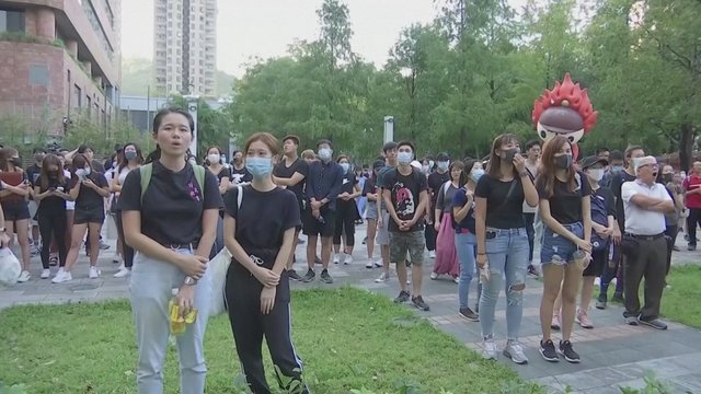 Naujas draudimas protestuotojams Honkonge – tūkstančiai išėjo į gatves
