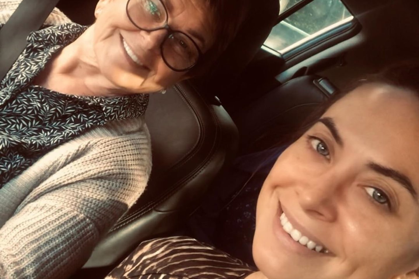 Natalija Friske (dešinėje) su mama Olga Kopylova. <br>Instagramo nuotr.
