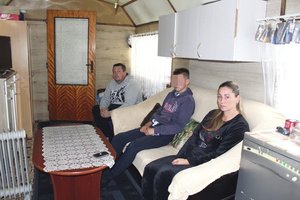 Čekų šeima Lietuvoje pasijuto tapusi įkaite: sulaukę grėsmingų kaltinimų prakalbo apie kerštą