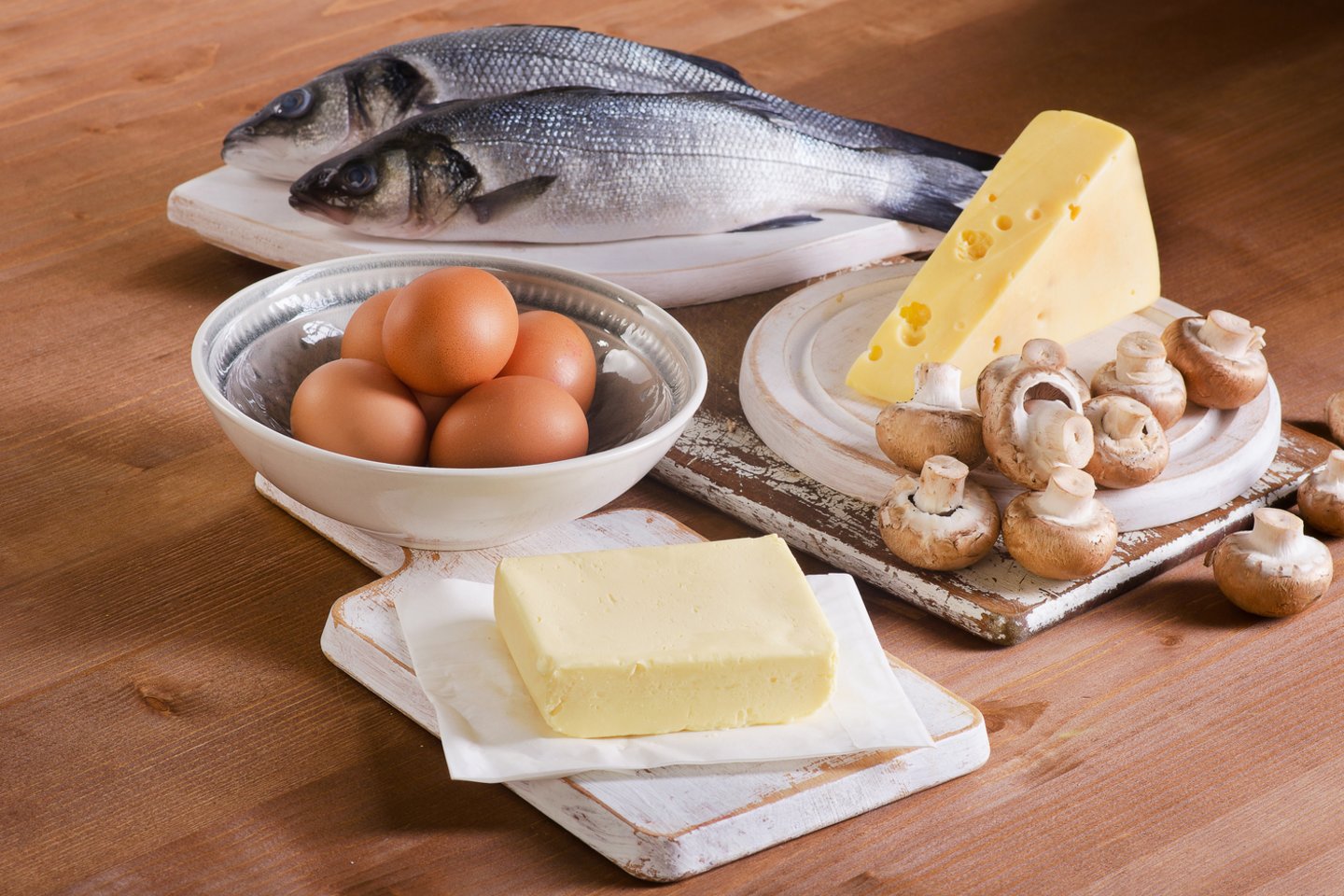 Vitamino K galima rasti ančių kepenėlėse, vištienoje, riebiame fermentiniame sūryje, sojos pupelėse, kiaušiniuose, svieste, riebioje žuvyje, mėsoje ir kituose gyvulinės kilmės produktuose.<br>123rf nuotr.